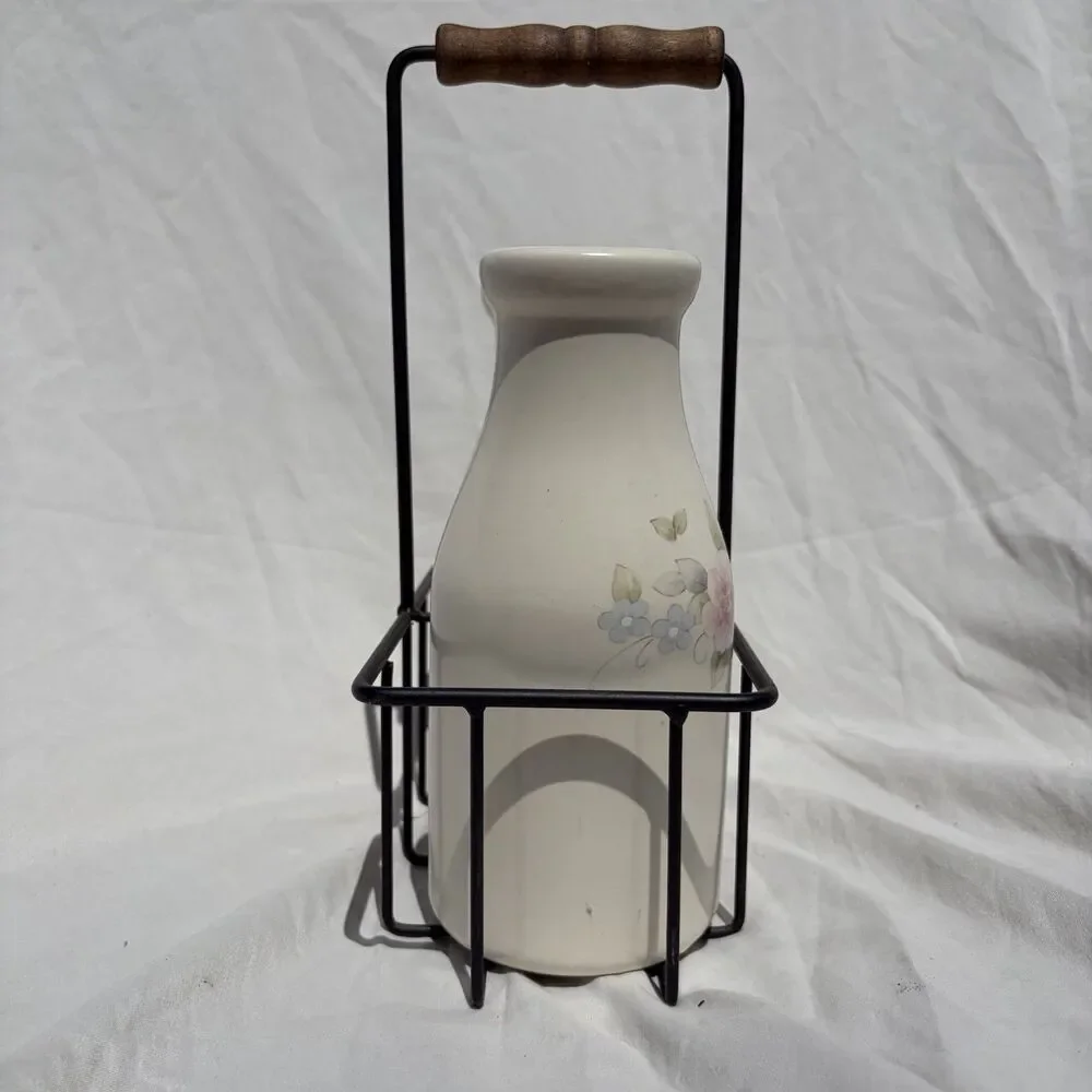 2 Pfaltzgraff Tea Rose Vtg Milk Bottle Vases Style 8